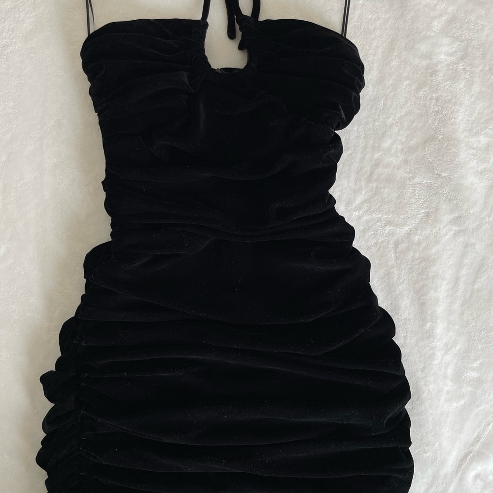 Zara LIMITED EDITION Black Bodycon Velvet Cocktail Dress ✨ / 2021 collection